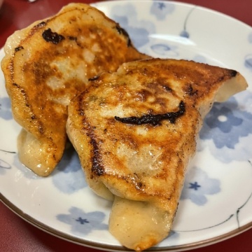 煎人餃子