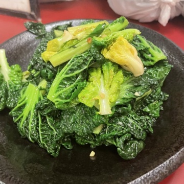 ちぢみ雪菜のガーリック炒め